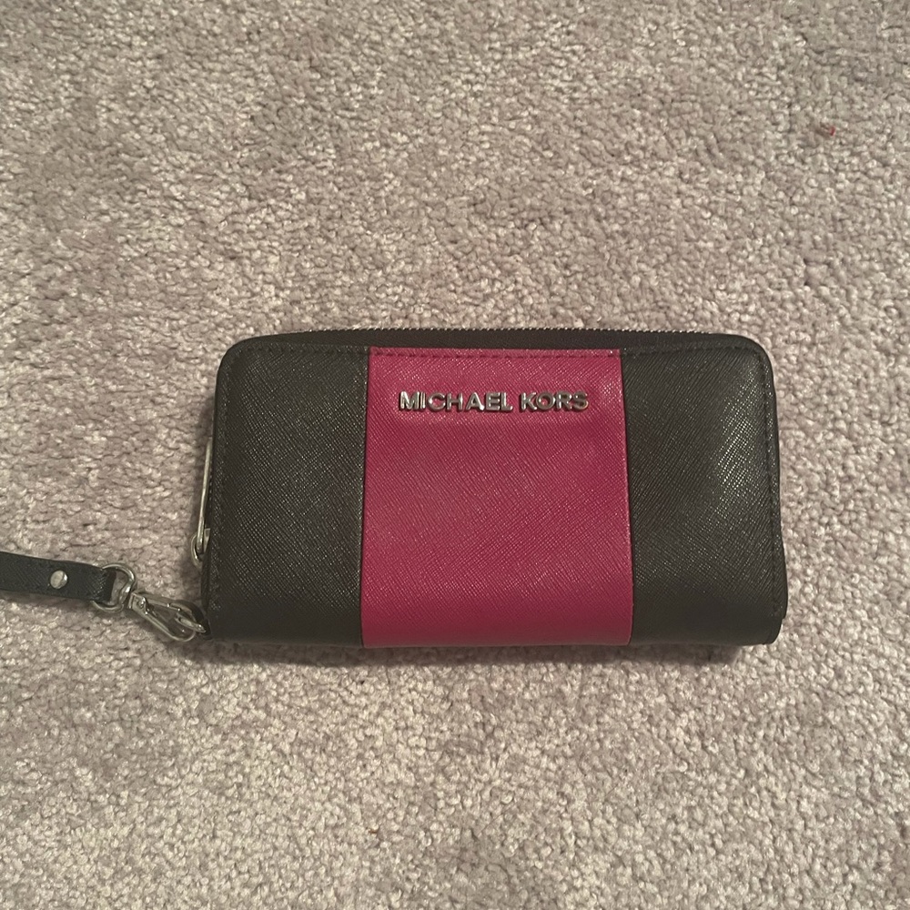 Michael Kors Wristlet